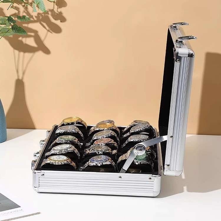 ブリーフケース 頑丈アルミ製スーツケース