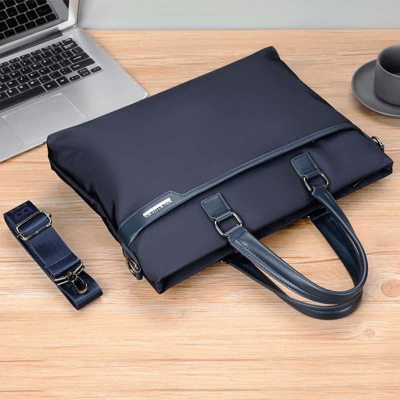 ブリーフケース 都会派ビジネスマン向け軽量ブリーフ