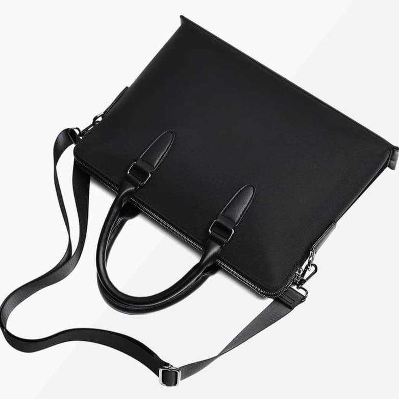 洗練された都会派ブリーフケース