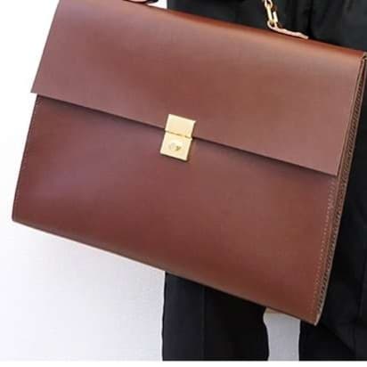 クラシック本革ビジネスブリーフケース