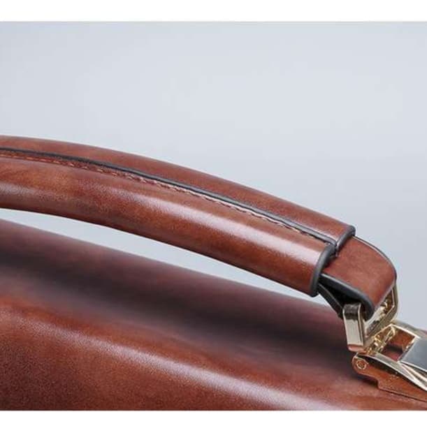 伝統職人仕上げ本革ブリーフケース