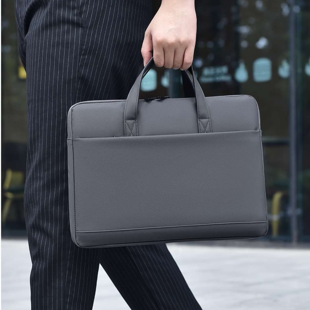 上品な都会派ブリーフケース