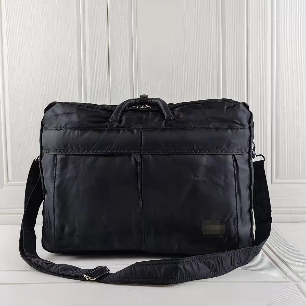 軽量多機能ブリーフケース