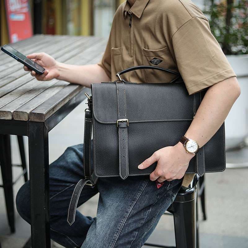 クラシック紳士のビジネスバッグ