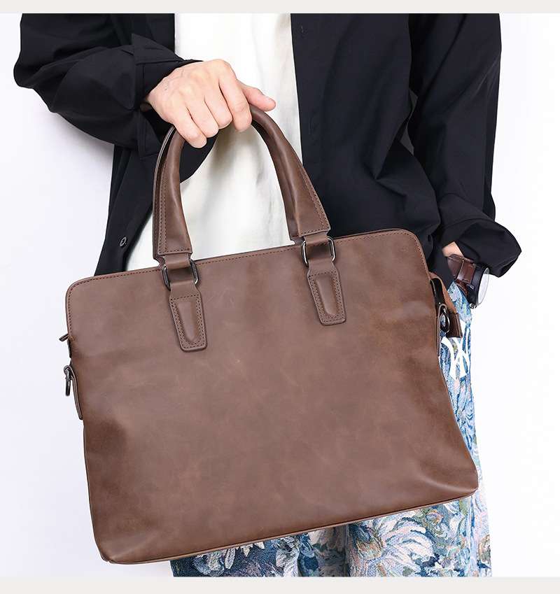 ビジネスシーンを彩る上質レザーブリーフケース