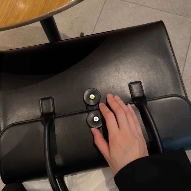 クラシック本革ブリーフケース