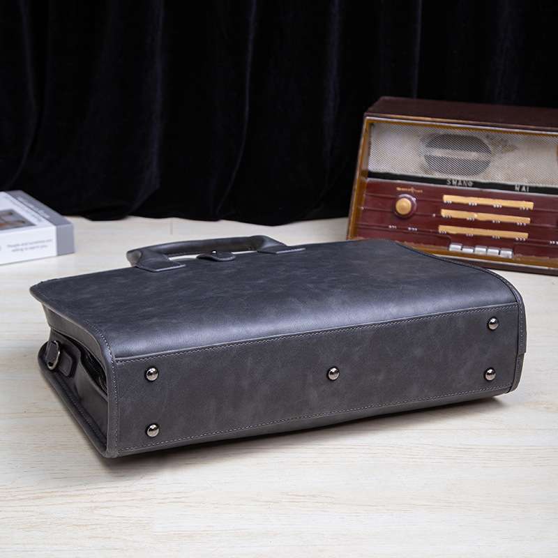 クラシック本革ビジネスブリーフケース