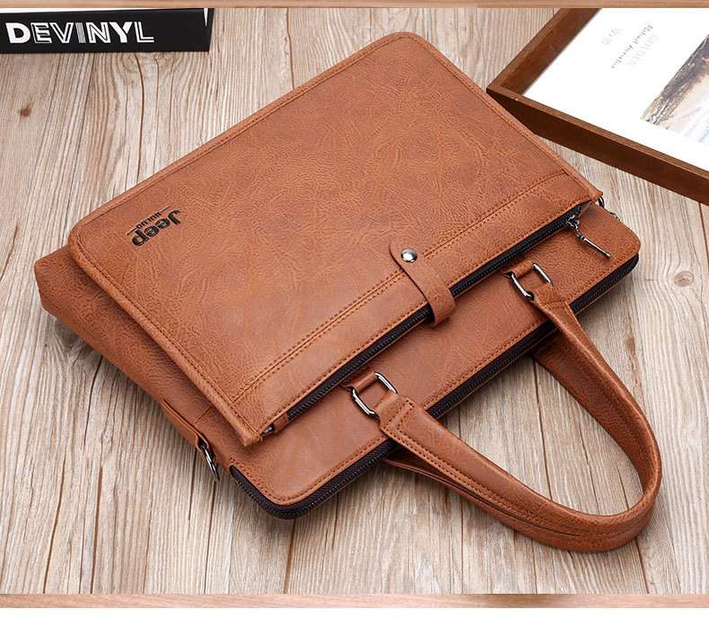 レザー製クラシックビジネスバッグ