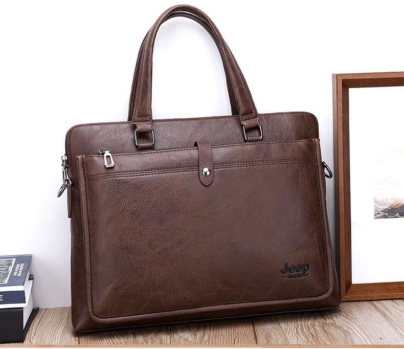 レザー製クラシックビジネスバッグ