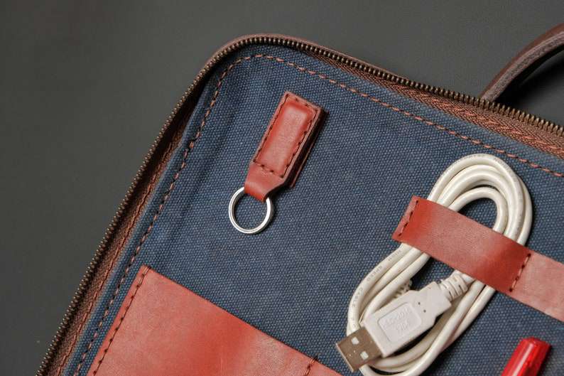 職人技が光る上質ブリーフケース