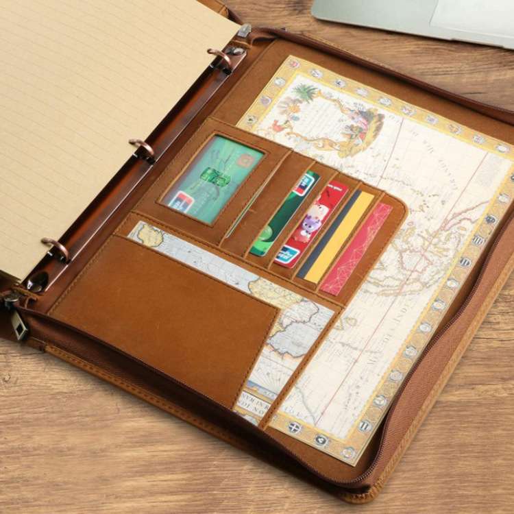 クラシック マルチポケット ブリーフケース